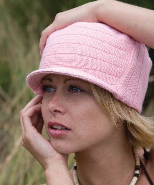 Result Esco Urban Knitted Hat