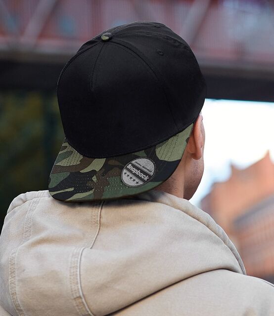 Beechfield Camo Snapback Cap