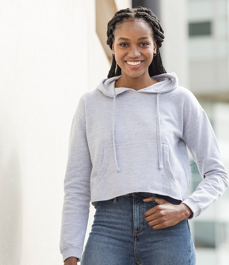 Cropped hoodie and jeans deals
