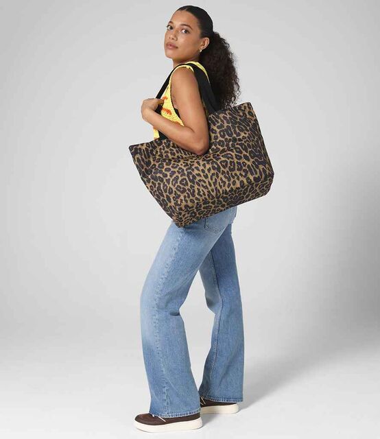 BagBase Leopard Print Carryall Tote Bag