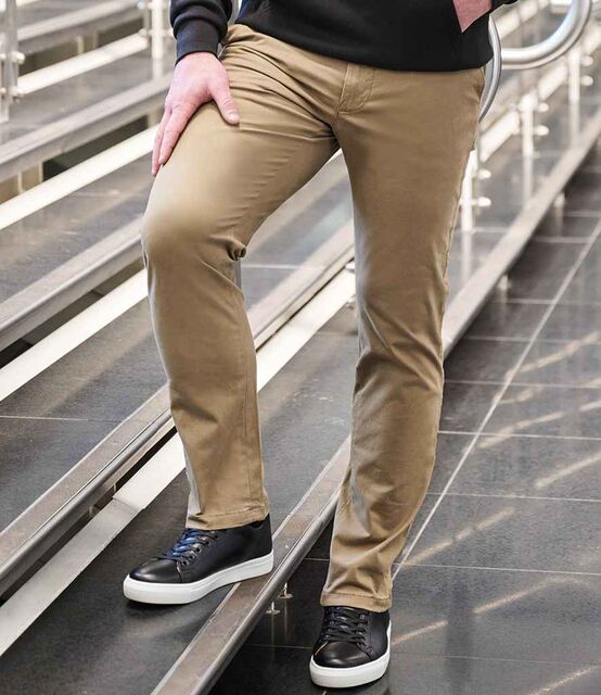 Brook Taverner Leo Slim Fit Chino Trousers