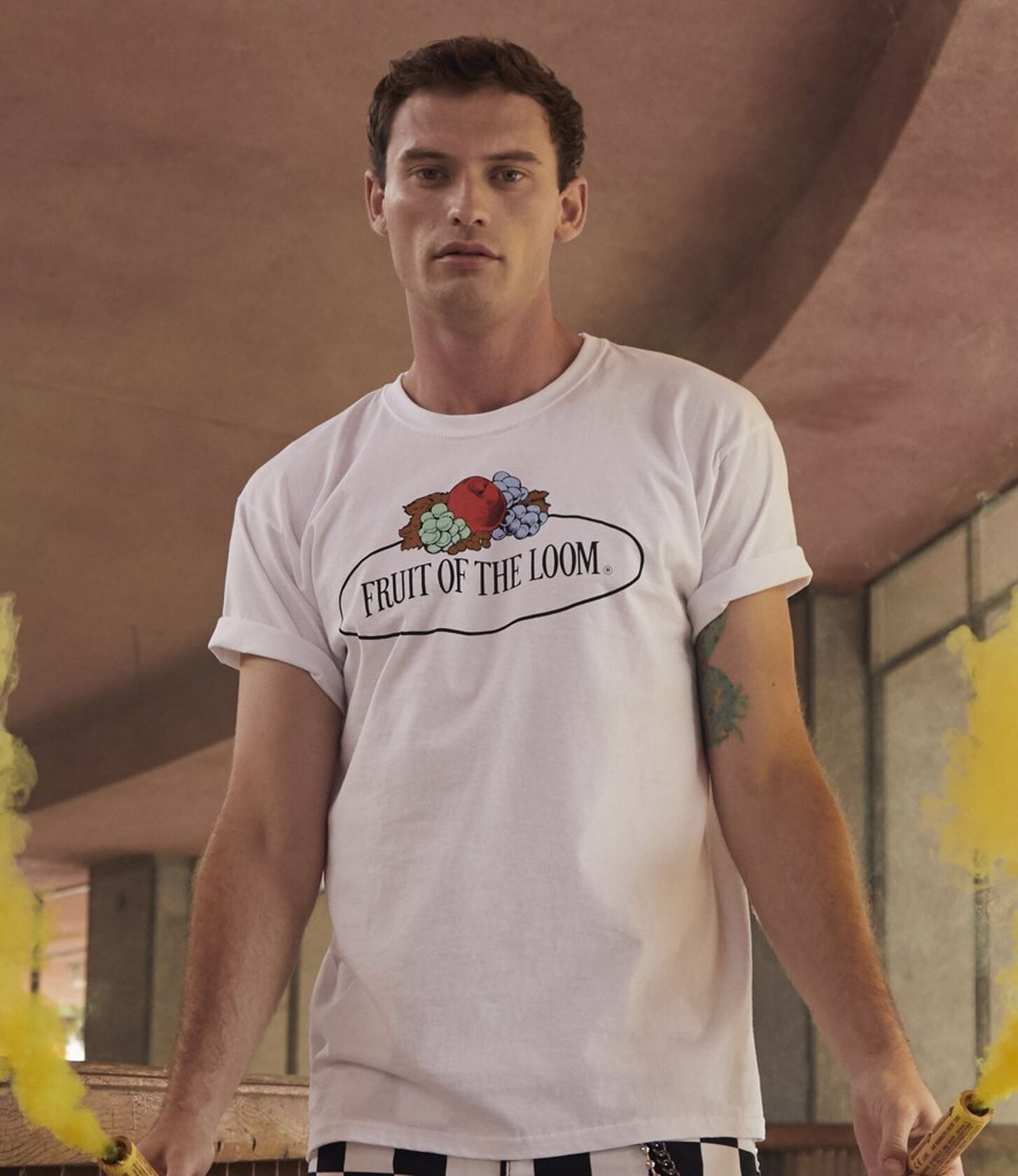 Fruit of the Loom Vintage Large Logo T-Shirt