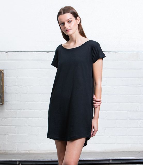 Mantis Ladies Loose Fit T-Shirt Dress