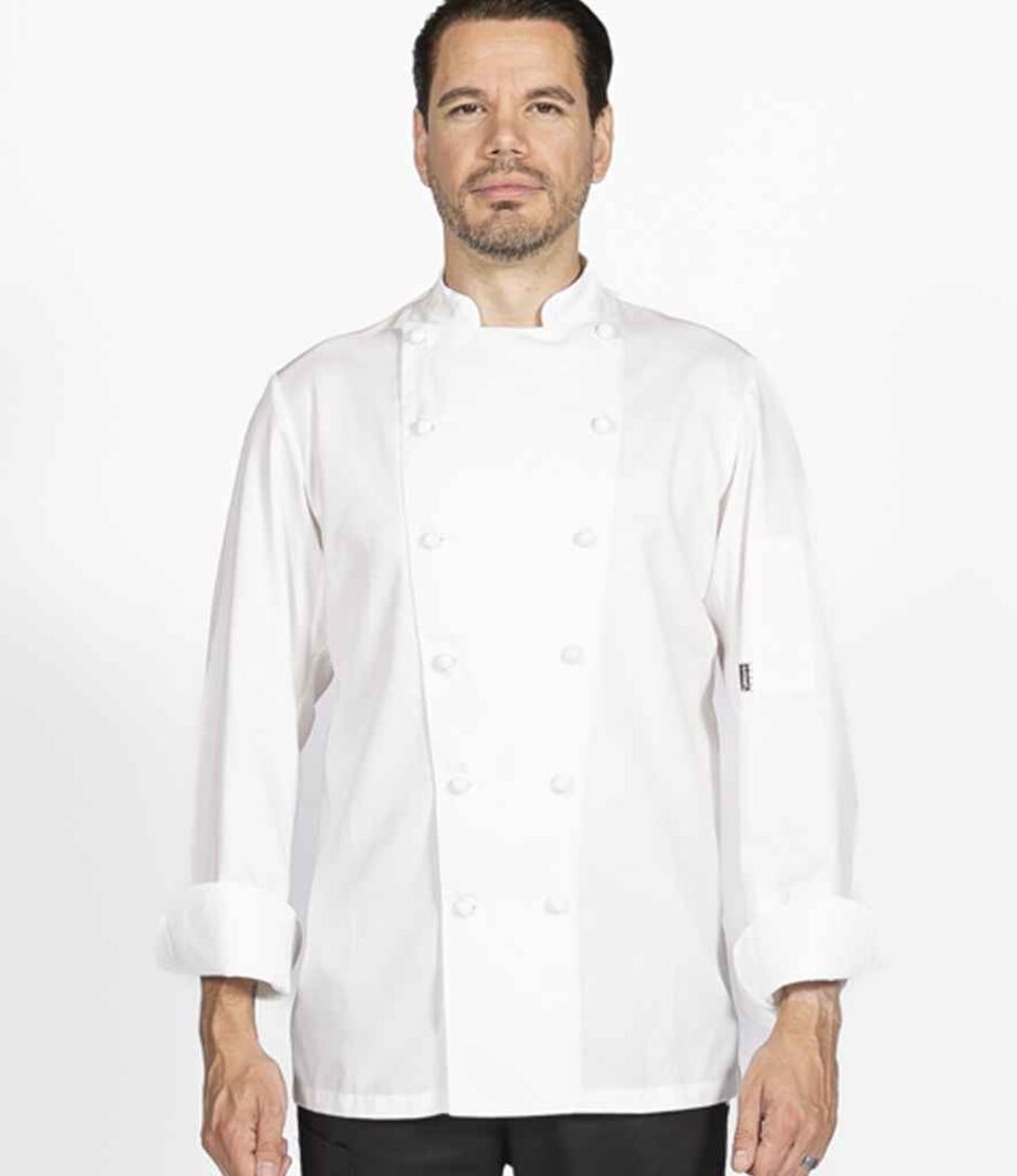 LE011 WHI MODEL 1 HERO