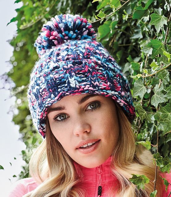 Beechfield Twister Pom Pom Beanie