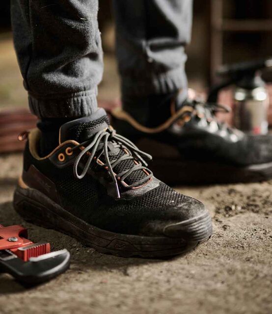 Regatta Safety Footwear Crossfort S1 Metal Free Safety Trainers